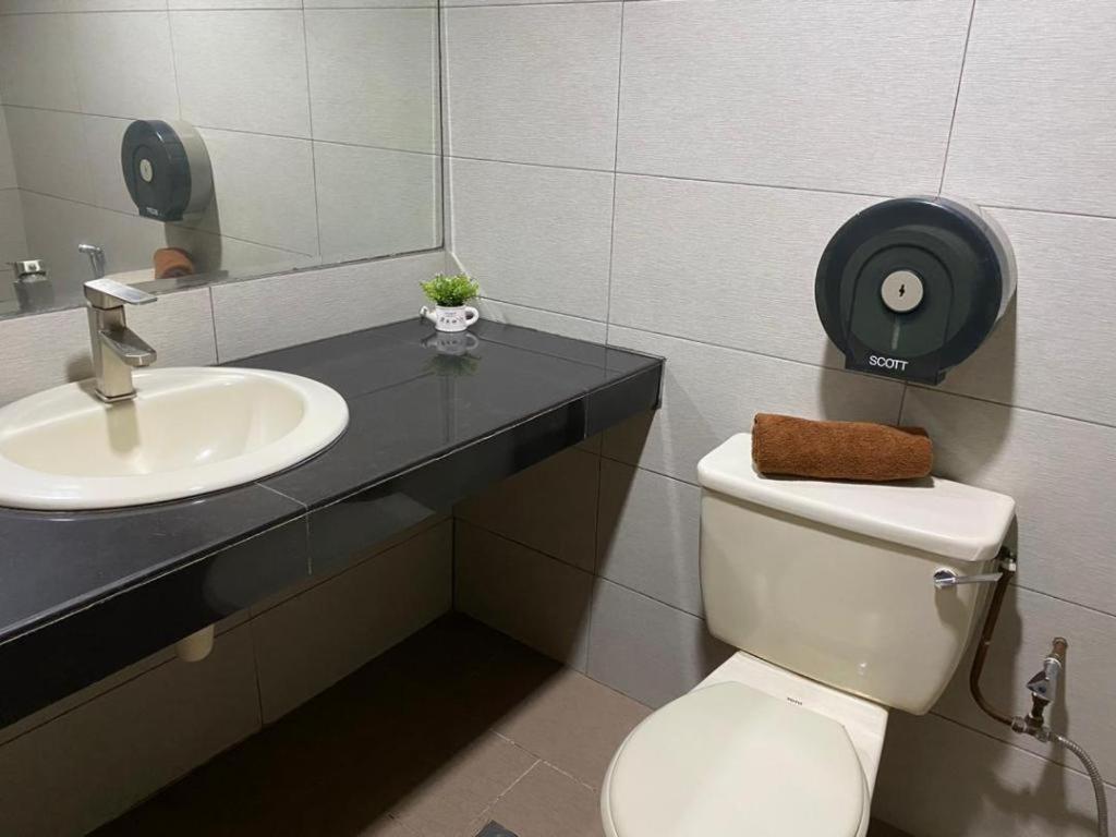 Hotel Perdana Lawas Eksteriør bilde